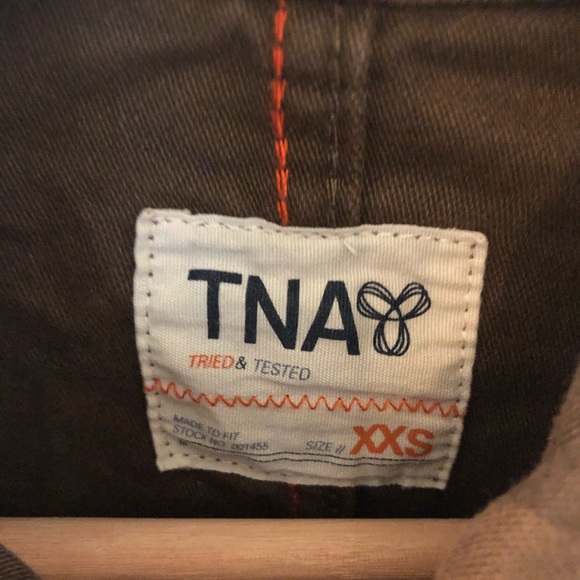 TNA aritzia camo cargo army jacket utility jacket - Picture 3 of 3